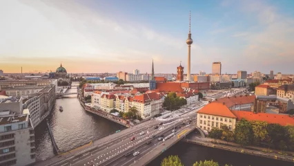 How to Start Your European Career at ESMT Berlin